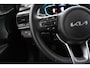 Kia Stonic 1.0 T-GDi MHEV DynamicPlusLine - Navigatie - Stoel-/stuurverwarming - Cruise control - Climate Control - Fabrieksgarantie tot 08-2031
