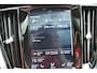 Volvo V60 2.0 T8 Twin Engine AWD R-Design, LEER, PANORAMADAK, CAMERA, WINTERPAKKET