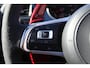 Volkswagen Golf 2.0 TSI GTI Clubsport Panoramadak/Navigatie/Achteruitrijcamera/Parkeersensoren/Apple carplay/Stoelverwarming/Climate control/19'' Rotiform/Bear lock.