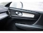 Volvo XC40 1.5 T3 Momentum | Trekhaak | Navigatie | Cruise Control | Climate Control | Parkeersensoren | Apple CarPlay en Android Auto | Stoelverwarming | Stuurwielverwarming
