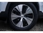 Volvo XC40 1.5 T3 Momentum | Trekhaak | Navigatie | Cruise Control | Climate Control | Parkeersensoren | Apple CarPlay en Android Auto | Stoelverwarming | Stuurwielverwarming