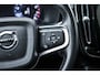 Volvo XC40 1.5 T3 Momentum | Trekhaak | Navigatie | Cruise Control | Climate Control | Parkeersensoren | Apple CarPlay en Android Auto | Stoelverwarming | Stuurwielverwarming
