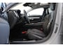 Volvo V90 T8 455PK AWD Ultra Dark | Trekhaak | Head up display | Gelamineerde ruiten | HK Audio