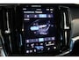 Volvo V90 T8 455PK AWD Ultra Dark | Trekhaak | Head up display | Gelamineerde ruiten | HK Audio