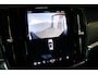 Volvo V90 T8 455PK AWD Ultra Dark | Trekhaak | Head up display | Gelamineerde ruiten | HK Audio
