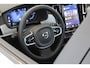 Volvo V90 T8 455PK AWD Ultra Dark | Trekhaak | Head up display | Gelamineerde ruiten | HK Audio