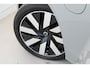 Volvo V90 T8 455PK AWD Ultra Dark | Trekhaak | Head up display | Gelamineerde ruiten | HK Audio