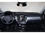 Volvo V90 T6 Recharge AWD Ultra Dark - Luchtvering - Panorama/schuifdak - IntelliSafe Assist & Surround - 360º Camera - Harman/Kardon audio - Adaptieve LED koplampen - Verwarmde voorstoelen, stuur & achterbank - Parkeersensoren voor & achter - Elektr. bedienb. voorstoelen met geheugen - Head up display - 20' LMV