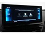 Peugeot 5008 1.2 HYBRID 136PK ALLURE PACK AUTOMAAT / NAVI / CLIMA / PDC / 18" LMV / CAMERA / KEYLESS / FULL-LED / CRUISECONTROL / 1E EIGENAAR / NIEUWSTAAT !!!