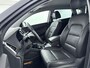Hyundai Tucson 1.7 CRDi HP PREMIUM | OUTLETDEAL! | UNIEK! | TREKHAAK | ALL SEASONS | NAVI | CLIMA | CRUISE | CAMERA | LEDER | STOEL & STUURVERWARMING | 19'' LM VELGEN | AUTOMAAT |