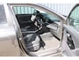 Kia e-Niro 64kWh 204pk Aut DynamicPlusLine Schuifdak | DAB | Camera | Stuur/Stoel Verwarming Voor + Achter | Stoel Ventilatie | JBL | Leer | NL Auto