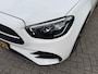 Mercedes-Benz E-klasse 300e 4MATIC AMG Line AUTOMAAT| SPORT INTERIEUR| NAVIGATIE| 360-CAMERA| DODE-HOEK| MULTIMEDIA| AIRCO/ECC| ADAPTIVE CRUISECONTROLL| XENON/LED| TREKHAAK| SFEER VERLICHTING|