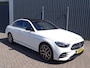 Mercedes-Benz E-klasse 300 e 4MATIC AMG Line AUTOMAAT| SPORT INTERIEUR| NAVIGATIE| 360-CAMERA| DODE-HOEK| MULTIMEDIA| AIRCO/ECC| ADAPTIVE CRUISECONTROLL| XENON/LED| TREKHAAK| SFEER VERLICHTING|