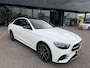 Mercedes-Benz E-klasse 300e 4MATIC AMG Line AUTOMAAT| SPORT INTERIEUR| NAVIGATIE| 360-CAMERA| DODE-HOEK| MULTIMEDIA| AIRCO/ECC| ADAPTIVE CRUISECONTROLL| XENON/LED| TREKHAAK| SFEER VERLICHTING|
