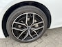 Mercedes-Benz E-klasse 300e 4MATIC AMG Line AUTOMAAT| SPORT INTERIEUR| NAVIGATIE| 360-CAMERA| DODE-HOEK| MULTIMEDIA| AIRCO/ECC| ADAPTIVE CRUISECONTROLL| XENON/LED| TREKHAAK| SFEER VERLICHTING|