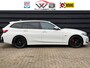 BMW 3-Serie Touring 330e M Sport I Facelift I ACC I Blindspot I Carbon I