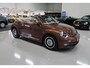 Volkswagen Beetle Cabriolet 1.2 TSI Exclusive Edition Leer Airco-ecc Camera Navigatie Bluetooth 17 inch Circle Black PDC Stoelverwarming Boekjes aanwezig Elektrische kap 70's Design