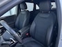 Mercedes-Benz B-klasse 200 Business Solution AMG | Night | Camera | Sfeerverlichting | MBUX