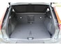 Volvo EX40 Single Motor Extended Range Ultra 82 kWh | Lichtmetalen Velgen 5-Spaaks 19" | Connect Microtech/Nubuck Charcoal | Rondomzicht Camera | Voorstoelen+ Stuurwiel Verwarmd | Verwarmbare Achterbank | Extra Getint Glas | Geluidsinstalatie Harman/ Kardon | Elektrische Stoelen Met Geheugen | Warmtepomp | All-Seasonbanden |