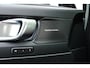Volvo EX40 Single Motor Extended Range Ultra 82 kWh | Lichtmetalen Velgen 5-Spaaks 19" | Connect Microtech/Nubuck Charcoal | Rondomzicht Camera | Voorstoelen+ Stuurwiel Verwarmd | Verwarmbare Achterbank | Extra Getint Glas | Geluidsinstalatie Harman/ Kardon | Elektrische Stoelen Met Geheugen | Warmtepomp | All-Seasonbanden |