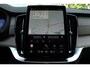 Volvo XC90 T8 Recharge AWD Ultra Dark | Matrix LED Koplampen | Actieve Luchtvering Met FOUR-C | Bowers & Wilkins Audiosysteem | Nappaleer Met Ventilatie | Massagefunctie Voorstoelen | 4-Zone Electronic Climate Control | Volvo Guard Alarm | Panoramisch Schuif-/Kanteldak | Grafisch Head-up Display | Gelamineerde Zijruiten Rondom | Extra Getint Glas Achter | 22 inch Lichtmetalen Velgen | Adaptieve Cruise Control Met Pilot Assist |
