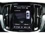Volvo V60 2.0 T6 Plug-in hybrid AWD Plus Dark | 19'' 5-triple Spaaks Black / Diamond Cut Velgen | Nappa leder / Open Grid Textiel Bekleding Met Contourstoelen | Head-Up Display | Elektrisch Glazen Panorama-Dak | Rondomzicht Camera | Electronic Climate Controle | Verwarmende Voorstoelen + Stuurwiel | Achterbank Verwarmd | Elektrisch Verstelb. Bestuurdersstoel Met Geheugen | Navigatiesysteem |