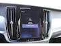 Volvo V90 T4 R-Deisgn | Elektrische bedienbare voorstoelen | Stoelverwarming | Keyless entree | DAB radio | BLIS | Parkeersensoren voor + achter | Apple Carplay/Android auto | Harman Kardon Premium Audio |