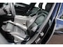 Volvo V90 T4 R-Deisgn | Elektrische bedienbare voorstoelen | Stoelverwarming | Keyless entree | DAB radio | BLIS | Parkeersensoren voor + achter | Apple Carplay/Android auto | Harman Kardon Premium Audio |