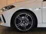 BMW 1-Serie 118i High Exec. M-Sport Automaat Pano Stoelv Carplay 18&#39;&#39;