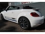 Volkswagen Beetle Cabriolet 1.4 TSI Sport R-line Een zeer nette en complete auto bij ons bedrijf in onderhoud