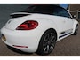Volkswagen Beetle Cabriolet 1.4 TSI Sport R-line Een zeer nette en complete auto bij ons bedrijf in onderhoud