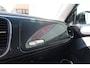 Volkswagen Beetle Cabriolet 1.4 TSI Sport R-line Een zeer nette en complete auto bij ons bedrijf in onderhoud
