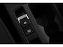 Volkswagen T-Roc 1.5 TSI Style | Trekhaak | 150 PK | Digital Cockpit | LED | Navigatie | Automaat | 17" Velgen |
