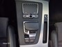 Audi Q5 2.0 TFSI quattro Sport S Line Black Edition Panoramadak / Virtual cockpit / 22 inch velgen / Luchtvering.