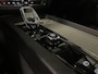 Volvo XC60 T6 AWD Recharge Inscription | MY22 | Harman Kardon | Head-Up Display | Adaptieve Cruise Control | Stoel en Stuurwielverwarming | Parkeercamera | Full LED Meesturende koplampen | Pilot assist | Voorstoelen elektrisch geheugen | Lederen bekleding | Zitting