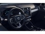 Volvo XC40 B4 211PK Automaat Plus Dark / Extra getint glas / Microtech/Nubuck / Camera achter