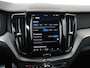 Volvo XC60 2.0 T6 Plug-in hybrid AWD R-Design | Trekhaak | Harman/Kardon | Standkachel | Zondag Open!