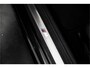 BMW 5-Serie 530e High Executive M-sport Schuifdak Electrische trekhaak Laserkoplampen