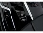 BMW 5-Serie 530e High Executive M-sport Schuifdak Electrische trekhaak Laserkoplampen
