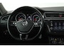 Volkswagen Tiguan 1.4 TSI ACT Comfortline Business (PANORAMADAK, ACHTERUITRIJCAMERA, NAVIGATIE, STOELVERWARMING, PARKEERSENSOREN)