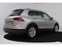 Volkswagen Tiguan 1.4 TSI ACT Comfortline Business (PANORAMADAK, ACHTERUITRIJCAMERA, NAVIGATIE, STOELVERWARMING, PARKEERSENSOREN)