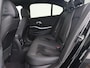 BMW 3-Serie 320e M Sport | Schuifdak | Trekhaak | Leder/Alcantara | Camera | Stoel & stuurverwarming | Carplay | Sfeerverlichting | Sportstoelen | Adaptief LED | Navigatie | Park Assist | Widescreen Display | PHEV | Plug In