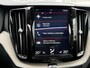 Volvo XC60 2.0 T8 Twin Engine AWD Inscription | Trekhaak | Lederen bekleding | Adaptive cruise control | Panoramadak | Achteruitrijcamera | Keyless | Actieve LED koplampen | Getint glas |
