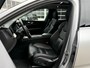 Volvo XC60 2.0 T8 Twin Engine AWD Inscription | Trekhaak | Lederen bekleding | Adaptive cruise control | Panoramadak | Achteruitrijcamera | Keyless | Actieve LED koplampen | Getint glas |