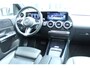 Mercedes-Benz B-klasse B 180 Business Line Automaat | Luxury Line | Spiegelpakket | Achteruitrijcamera | Panoramadak | Stoelverwarming