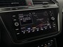 Volkswagen Tiguan 1.5 TSI 150pk DSG ACT R-Line Highline Stoelverwarming Virtual Cockpit Navigatie