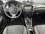 Suzuki Vitara 1.0 Boosterjet Stijl Elektronisch schuif- kanteldak | All seasonbanden | Parkeersensoren voor- en achter | Navigatiesysteem | Afneembare trekhaak | Adaptieve Cruise Control | Climate Control | 36 maanden GARANTIE