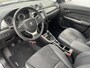 Suzuki Vitara 1.0 Boosterjet Stijl Elektronisch schuif- kanteldak | All seasonbanden | Parkeersensoren voor- en achter | Navigatiesysteem | Afneembare trekhaak | Adaptieve Cruise Control | Climate Control | 36 maanden GARANTIE