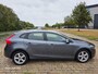 Volvo V40 1.6 D2 Momentum 2e eigenaar airco cruis control navigatie parkeer sensor trekhaak