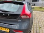 Volvo V40 1.6 D2 Momentum 2e eigenaar airco cruis control navigatie parkeer sensor trekhaak